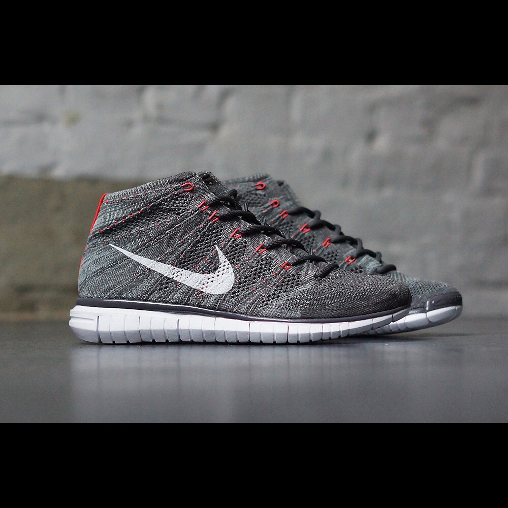 Nike Flyknit Chukka